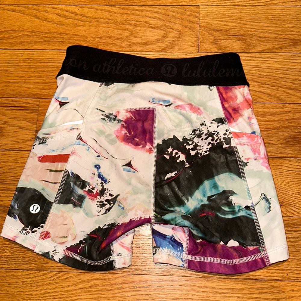 Lululemon Logo Band Spandex Multicolor Shorts/ Spanx Size 2
